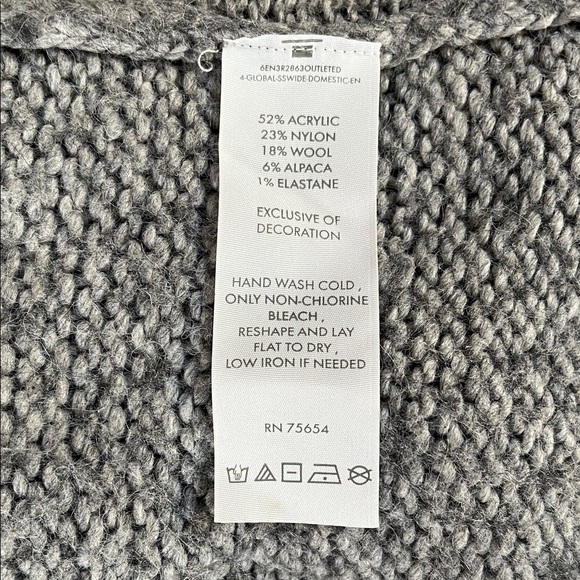 🌸 Hollister Wool Blend Grey Knit Women's Cardigan - Picture 6 of 7